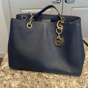 Michael Kors navy blue purse. Gently used, but in great condition!